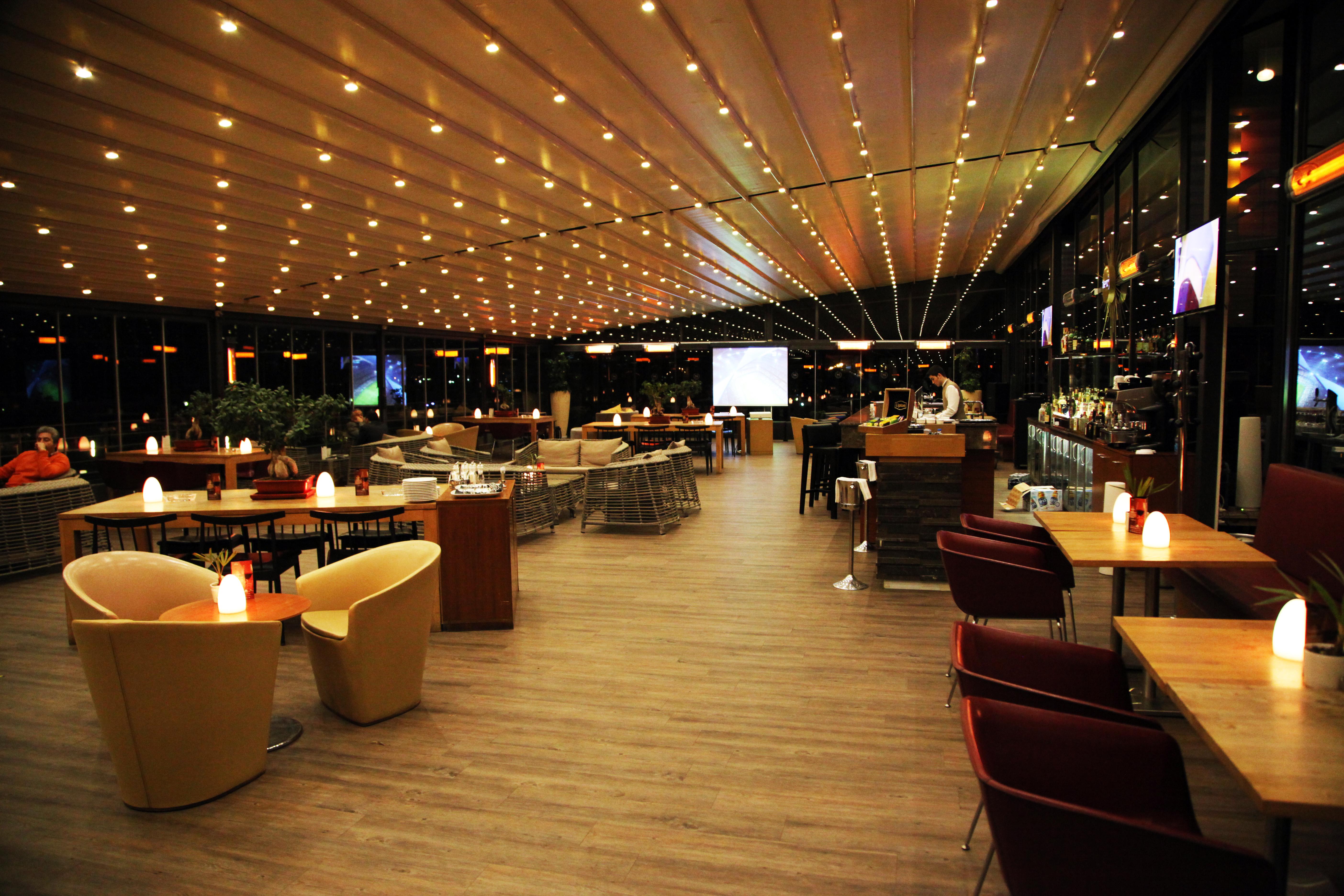 Sheraton Istanbul Atakoy Hotel Kültér fotó The interior of the lounge