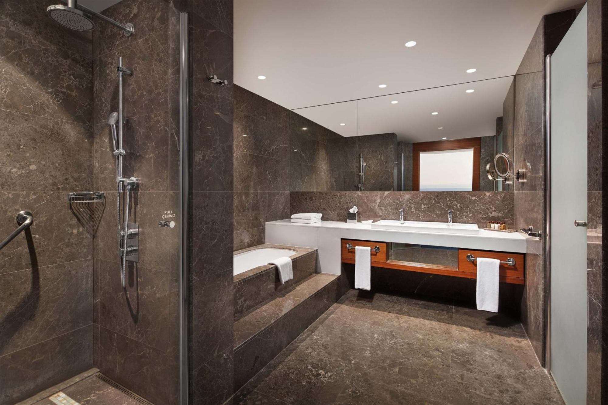 Sheraton Istanbul Atakoy Hotel Kültér fotó
